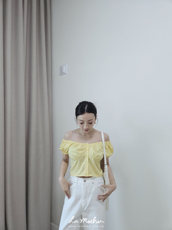 碎花澎袖排扣上衣